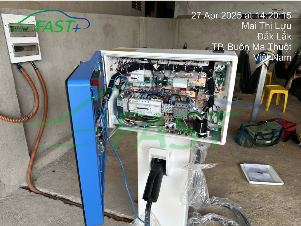 Trạm sạc DC20kw Link ON Live ngày 28/04