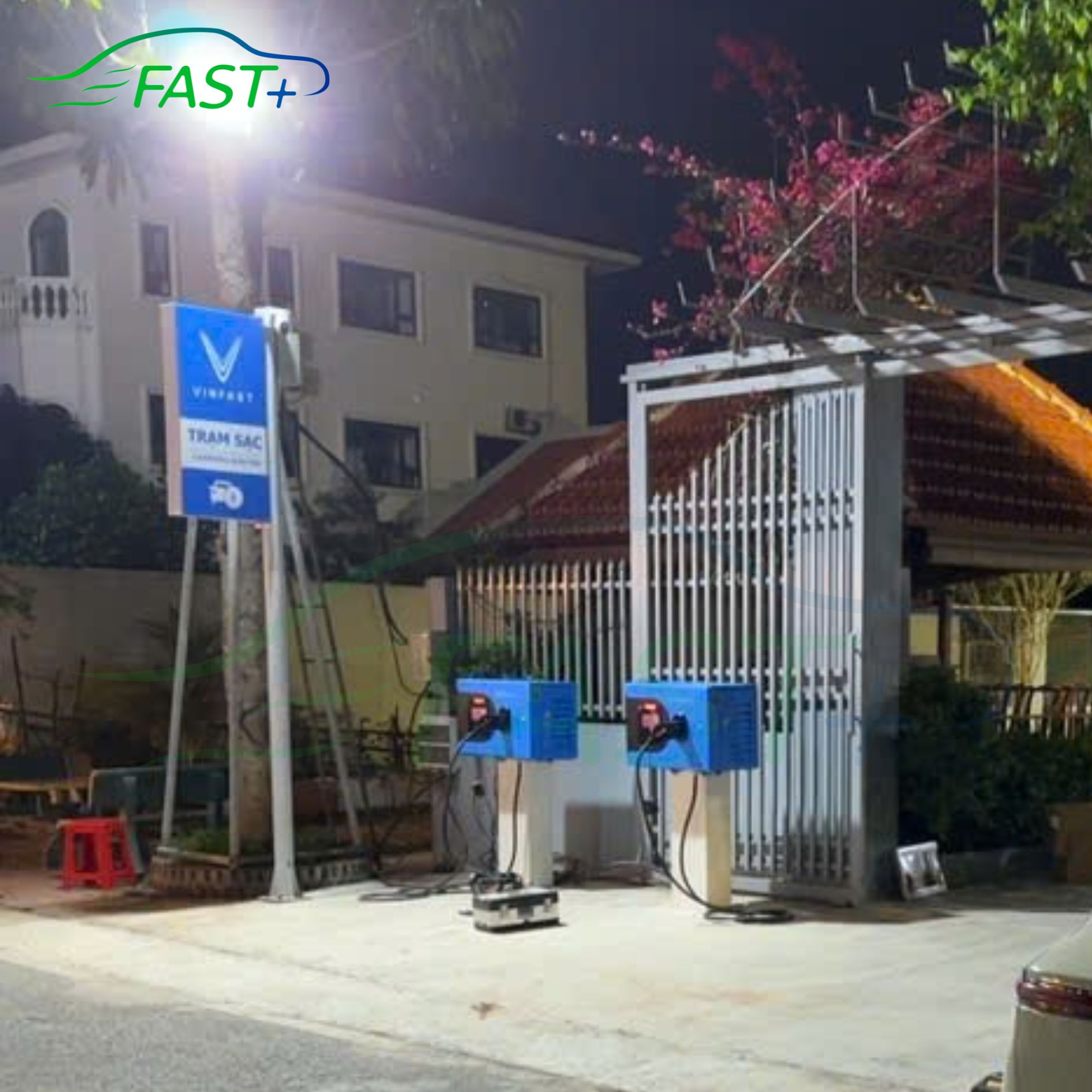 [HOT] SẠC LINK 20KW ĐẠT CÔNG SUẤT 39.6KWH – FAST+ TIẾP TỤC “XUẤT QUÂN” 100 TRỤ MỚI TRONG THÁNG 5!