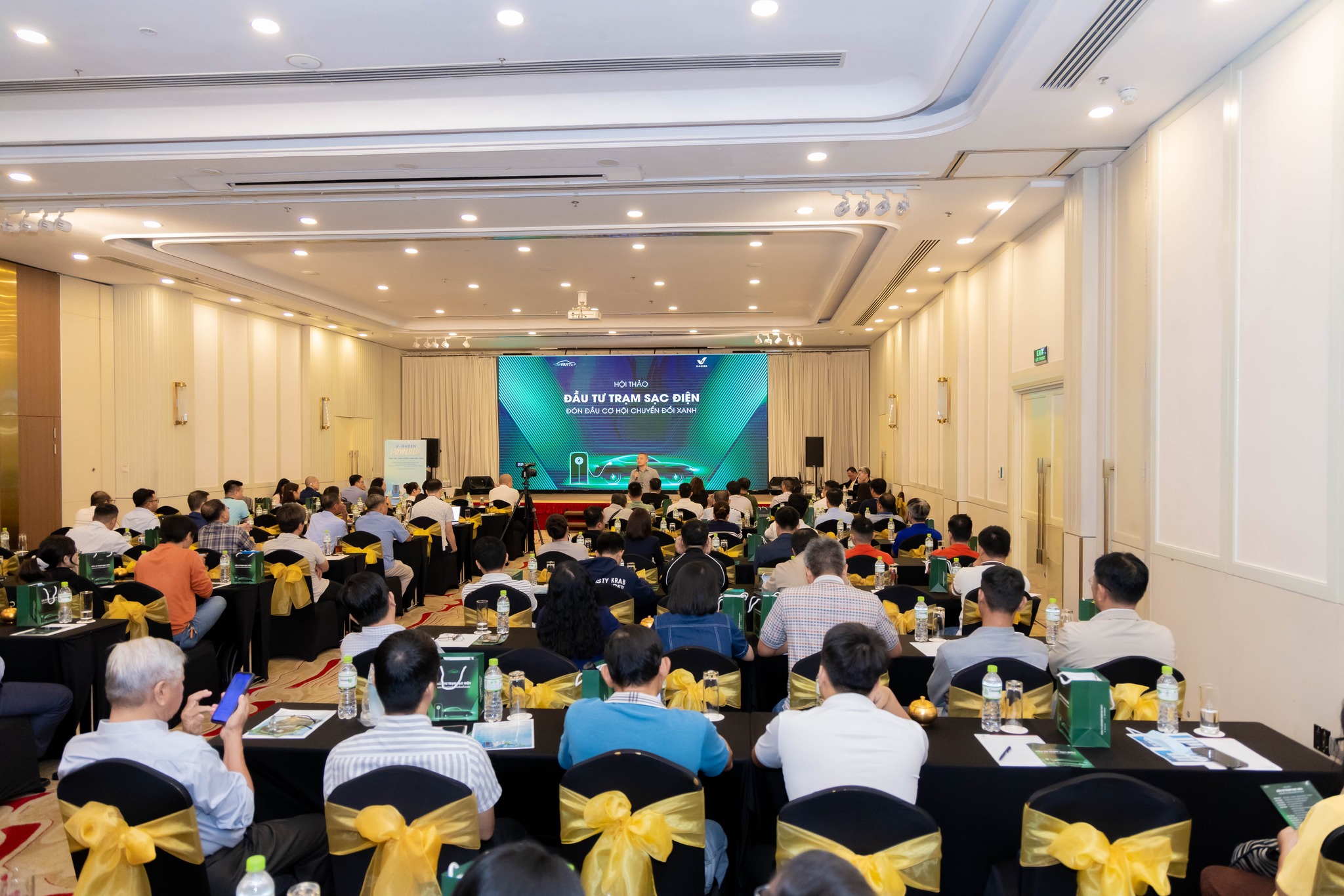 TỔNG KẾT SỰ KIỆN ĐẦU TƯ TRẠM SẠC – ĐÓN ĐẦU XU HƯỚNG CHUYỂN ĐỔI XANH TẠI TP.HCM