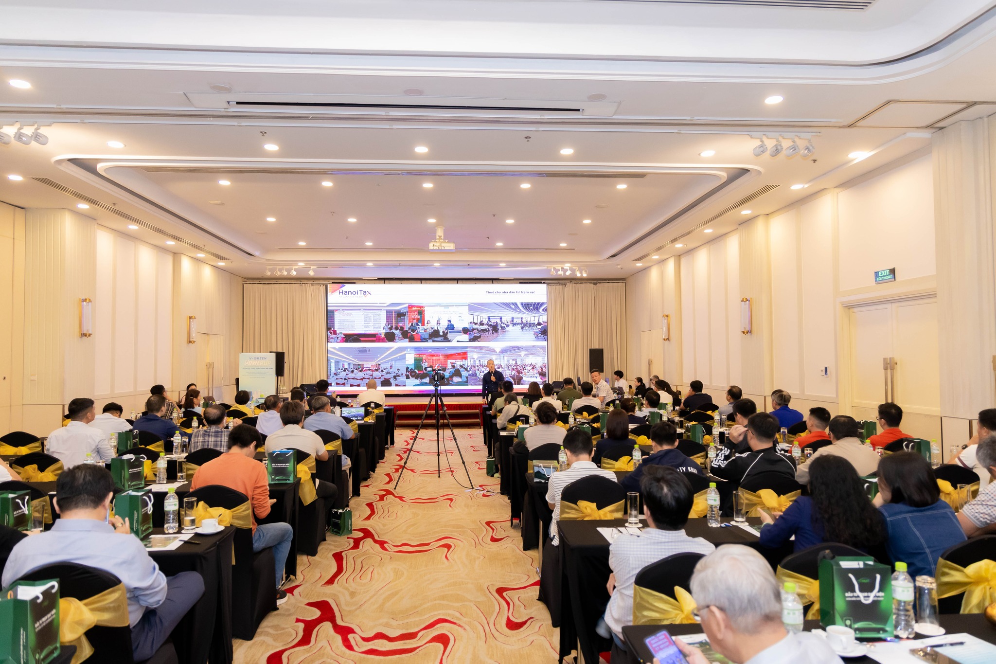 TỔNG KẾT SỰ KIỆN ĐẦU TƯ TRẠM SẠC – ĐÓN ĐẦU XU HƯỚNG CHUYỂN ĐỔI XANH TẠI TP.HCM