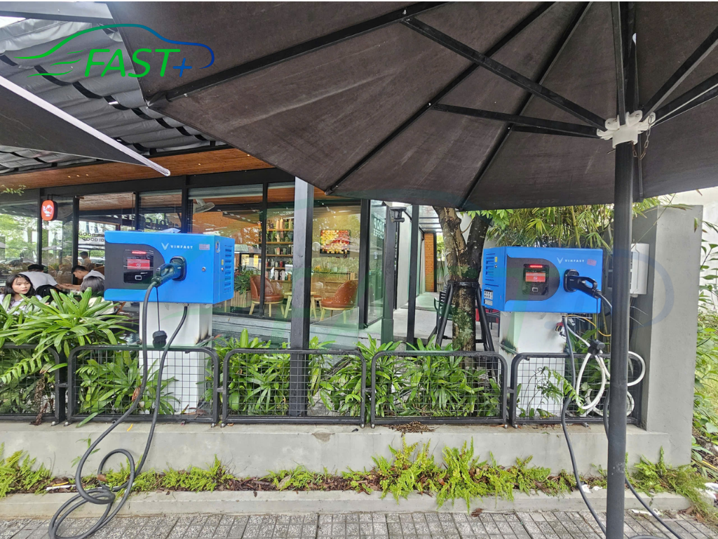 Trạm sạc DC ON Live ngày 14/10