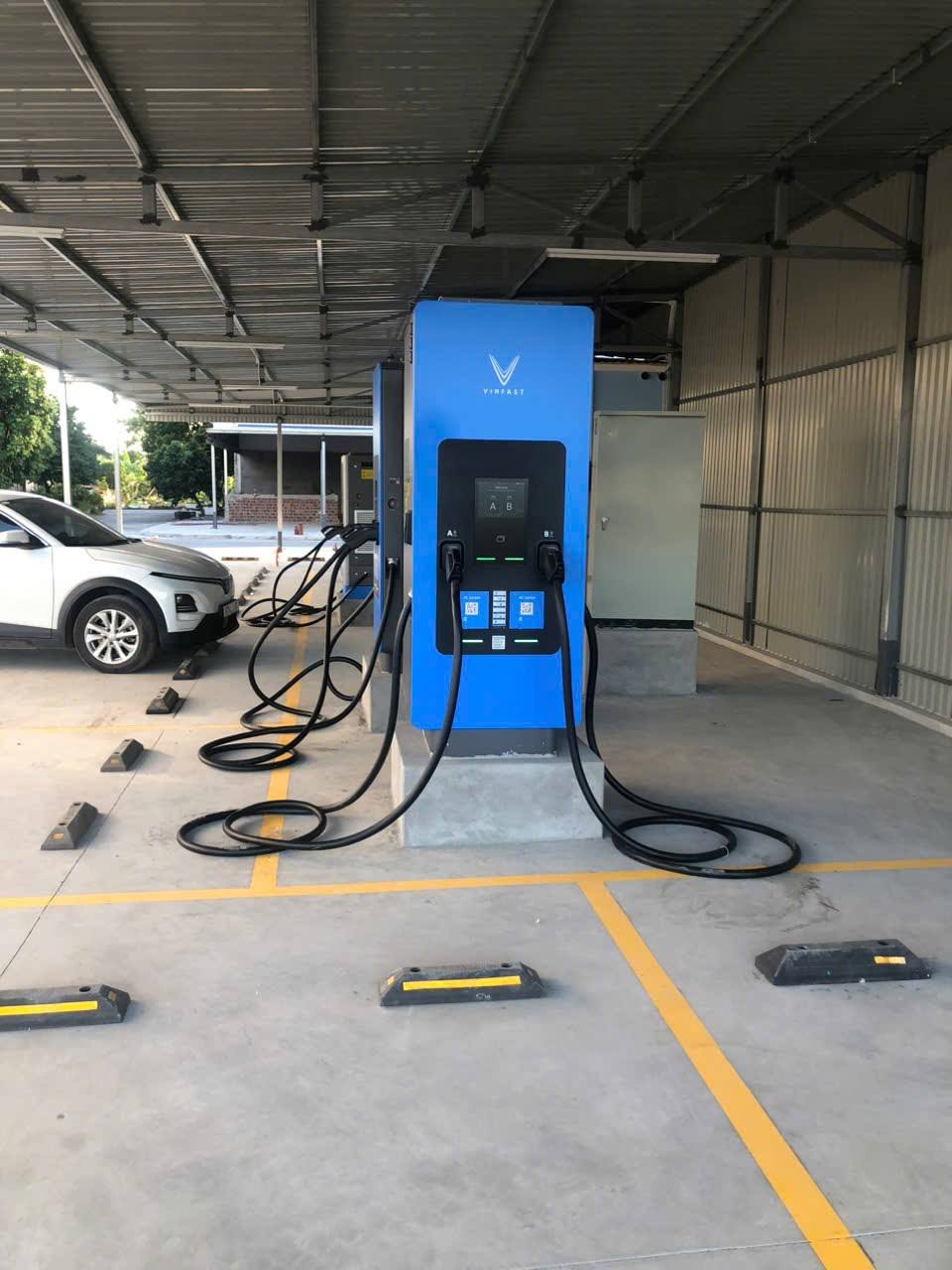 HẢI PHÒNG & QUẢNG NINH HOÀN THIỆN THÊM NHIỀU TRẠM SẠC NHƯỢNG QUYỀN