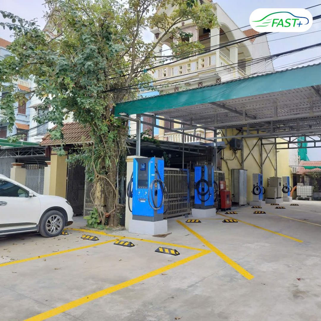 NINH BÌNH: TRẠM SẠC 2X60kW + 2x120kW CHÍNH THỨC ĐI VÀO HOẠT ĐỘNG!