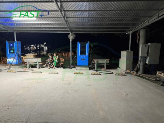 CÁC TRỤ SẠC DC NỔI BẬT NGÀY 22/04