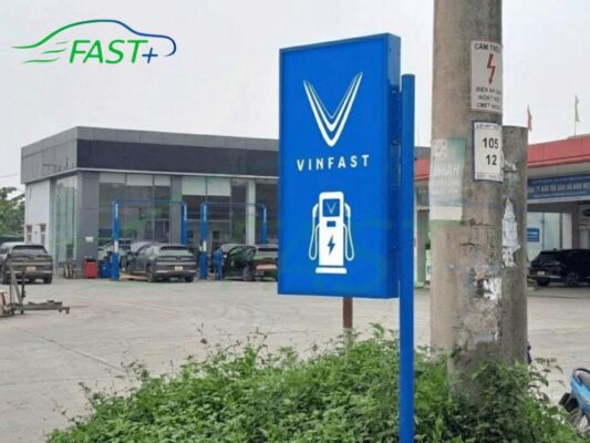 CÁC TRỤ SẠC DC NỔI BẬT NGÀY 27/04