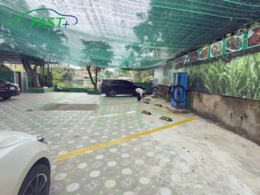 CÔNG TY TNHH MTV HÙNG LINH NB 1 trụ DC 120kW Link + 1 trụ DC 60kw Link