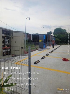 KHI DOANH NGHIỆP XĂNG DẦU BẮT ĐẦU “XANH HÓA” CÙNG TRẠM SẠC XE ĐIỆN