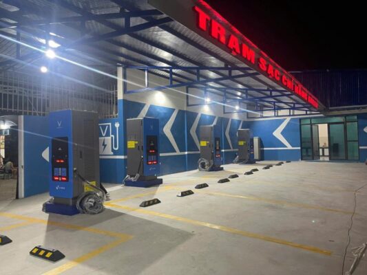 [04/09] FAST+ TIẾP TỤC HOÀN THIỆN CÁC DỰ ÁN – THÊM NHỮNG ĐIỂM SẠC MỚI SẴN SÀNG ĐƯA VÀO VẬN HÀNH!