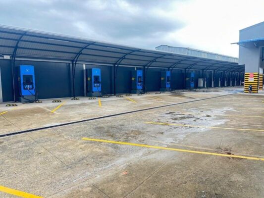“SIÊU DỰ ÁN” 30 TRỤ SẠC TẠI TP. HỒ CHÍ MINH, FAST+ TIẾP TỤC GHI DẤU VỚI QUY MÔ ẤN TƯỢNG!